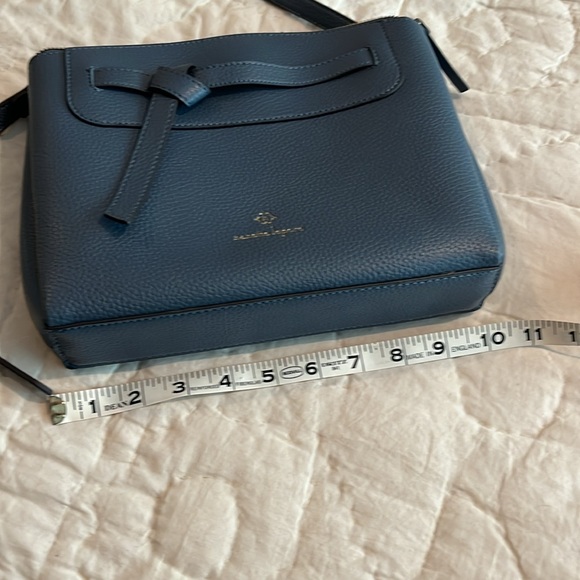 Beautiful blue Nanette Lepore bag - Picture 4 of 7